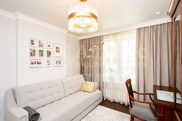 Квартира 2-комн., 74.3 м²
