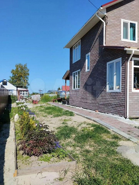 Коттедж 100 м²