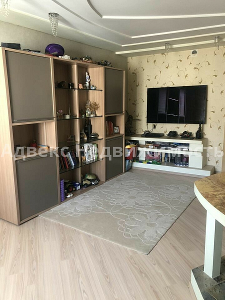 Квартира 3-комн., 110 м²