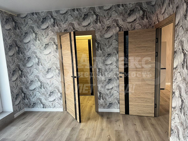 Квартира 2-комн., 67 м²