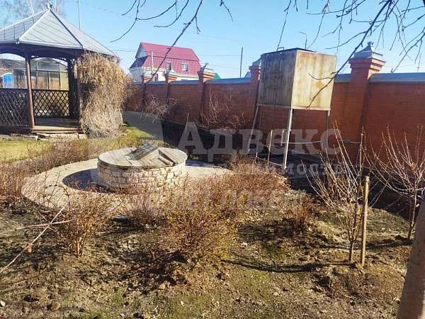 Коттедж 347.9 м²