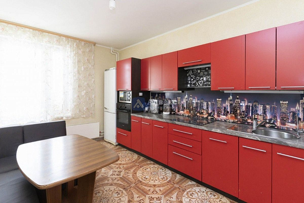 Квартира 3-комн., 77.3 м²