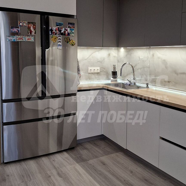 Квартира 4-комн., 128 м²