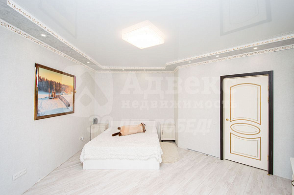 Квартира 2-комн., 80 м²