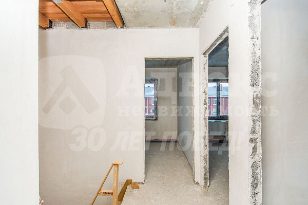 2-к квартира, 81 кв.м.