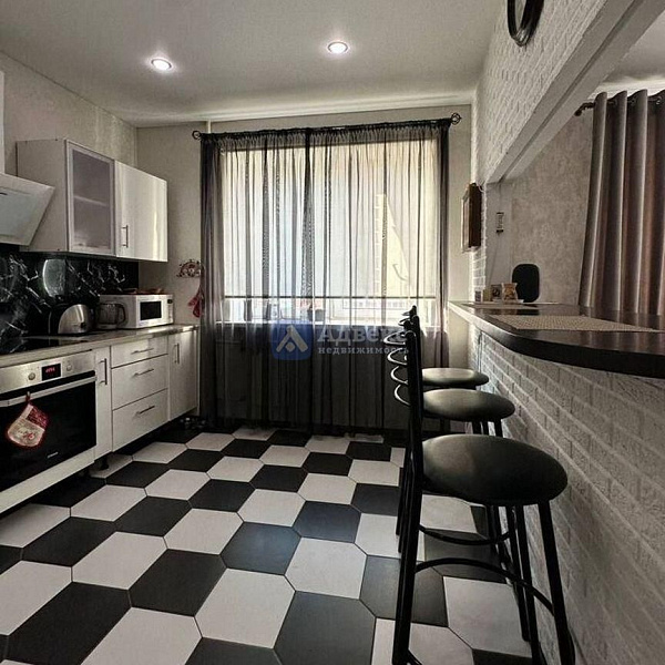 Квартира 2-комн., 60 м²