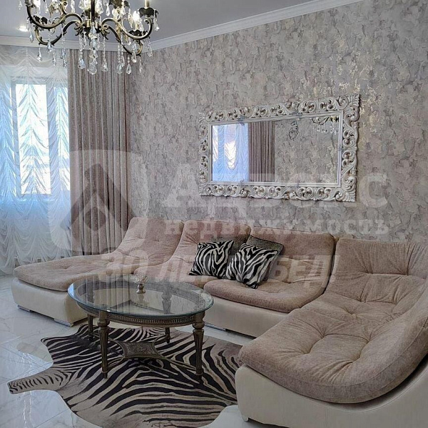 Коттедж 301.2 м²