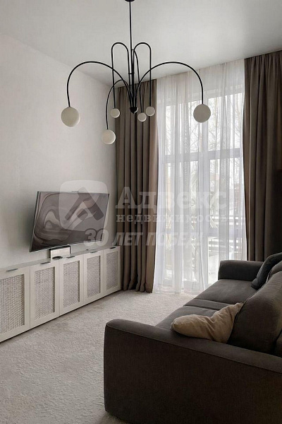 Квартира 2-комн., 80 м²