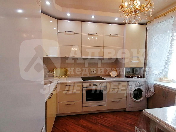 Квартира 3-комн., 58.3 м²