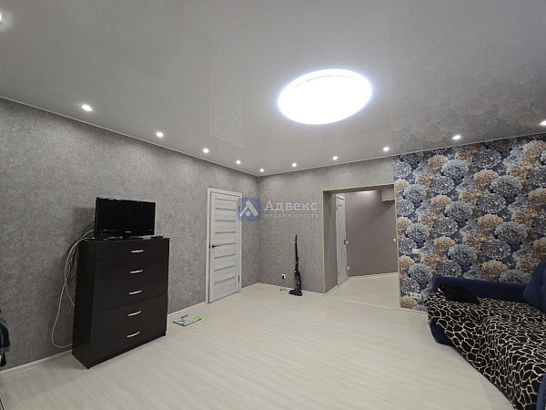 Квартира 3-комн., 111 м²