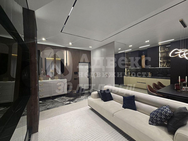 Квартира 2-комн., 100 м²