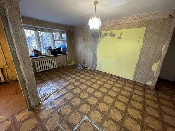 Квартира 3-комн., 56 м²