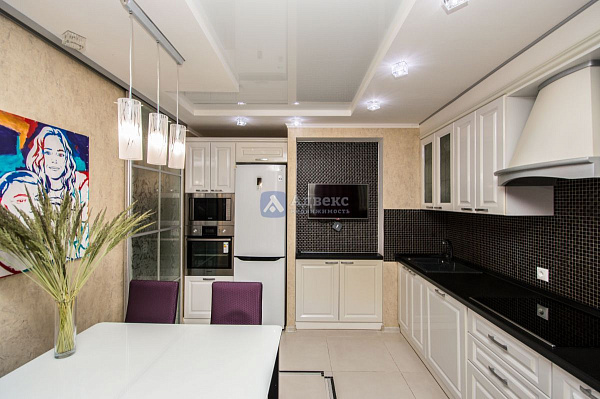 Квартира 3-комн., 83.4 м² Квартира 3-комн., 83.4 м²