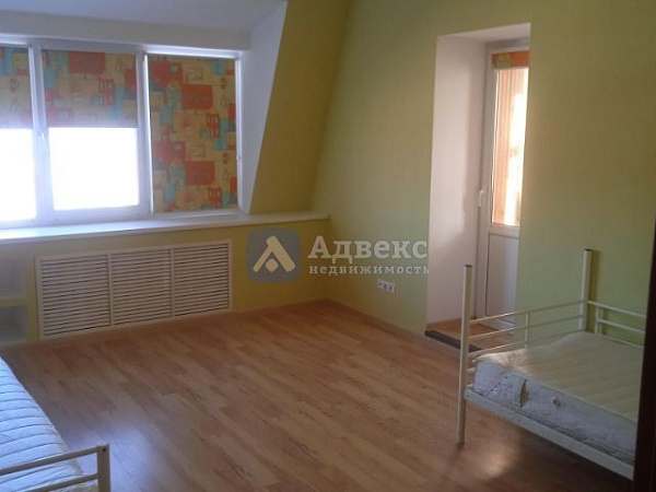4-к квартира, 130 кв.м. 4-к квартира, 130 кв.м.