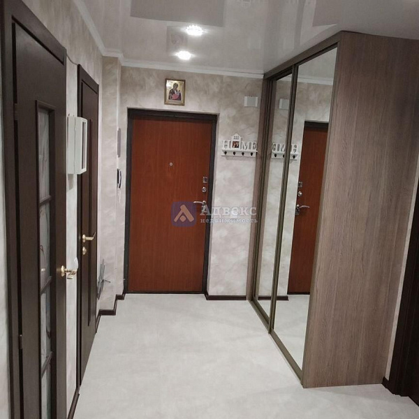 Квартира 3-комн., 74.6 м² Квартира 3-комн., 74.6 м²
