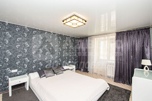 Квартира 2-комн., 93.4 м²