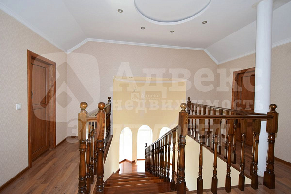 Дом, 263.6 кв.м.