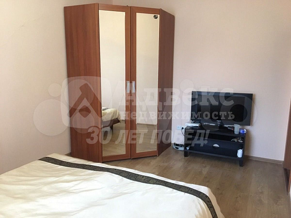 Квартира 2-комн., 70 м²