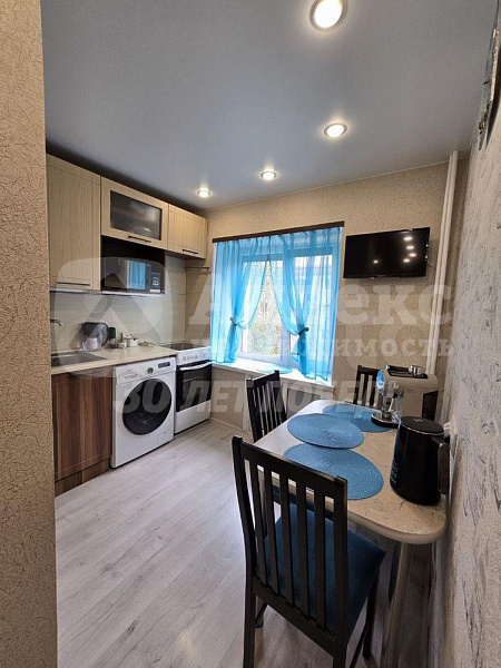 2-к квартира, 43 кв.м.