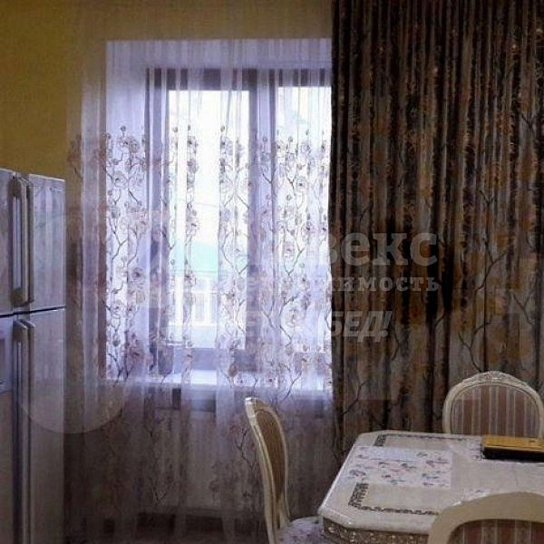 Квартира 2-комн., 77.4 м²