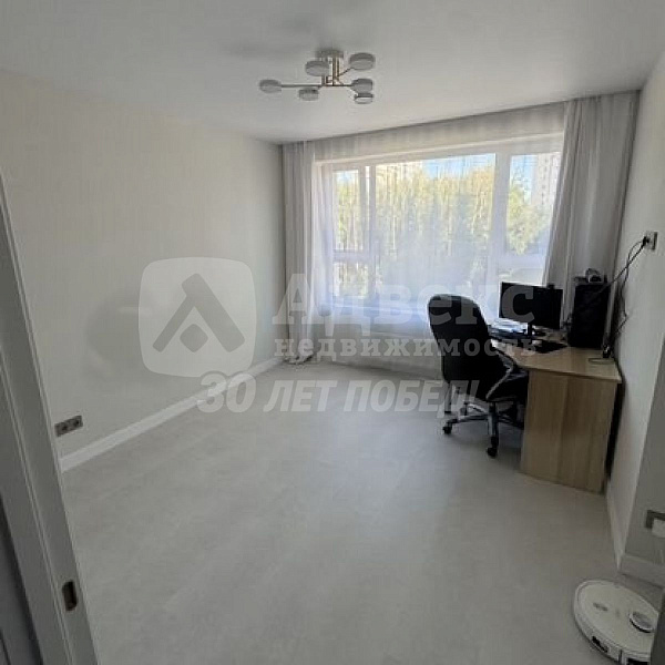 Квартира 3-комн., 63 м²