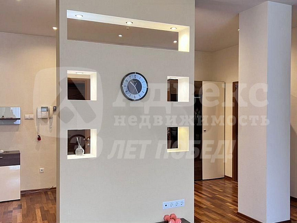 Квартира 2-комн., 92.7 м²