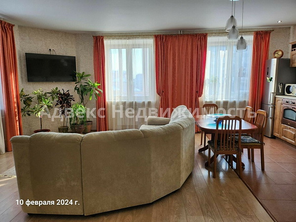 Квартира 3-комн., 151 м²