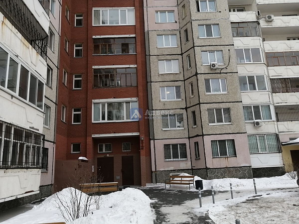 Квартира 1-комн., 65.6 м²