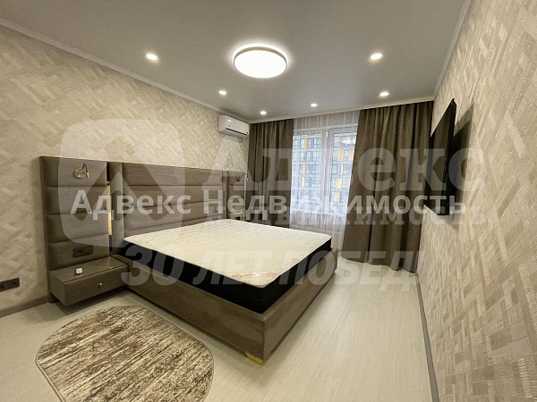 Квартира 3-комн., 105.4 м²