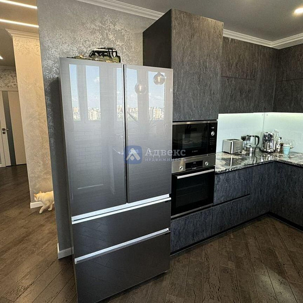 Квартира 3-комн., 90 м² Квартира 3-комн., 90 м²