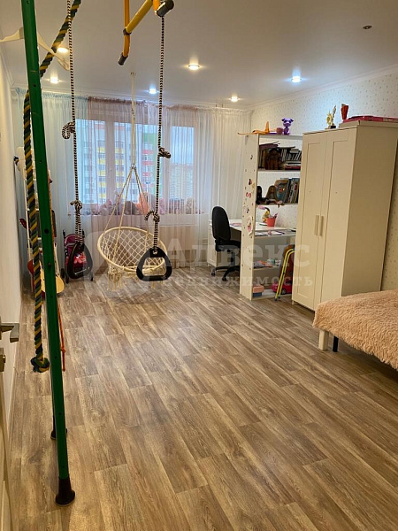 Квартира 3-комн., 92.6 м²