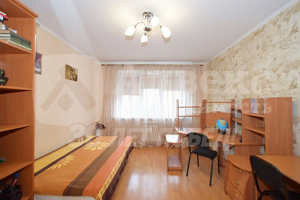 Квартира 3-комн., 91 м²