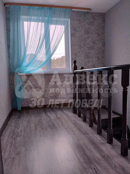 Коттедж 100 м²