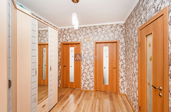 Квартира 1-комн., 42.2 м² Квартира 1-комн., 42.2 м²
