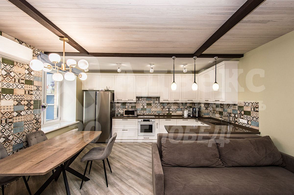 Квартира 3-комн., 117 м²