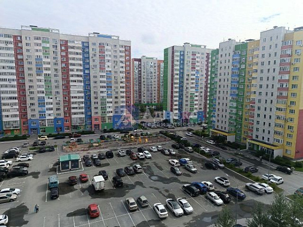Квартира 3-комн., 87 м²