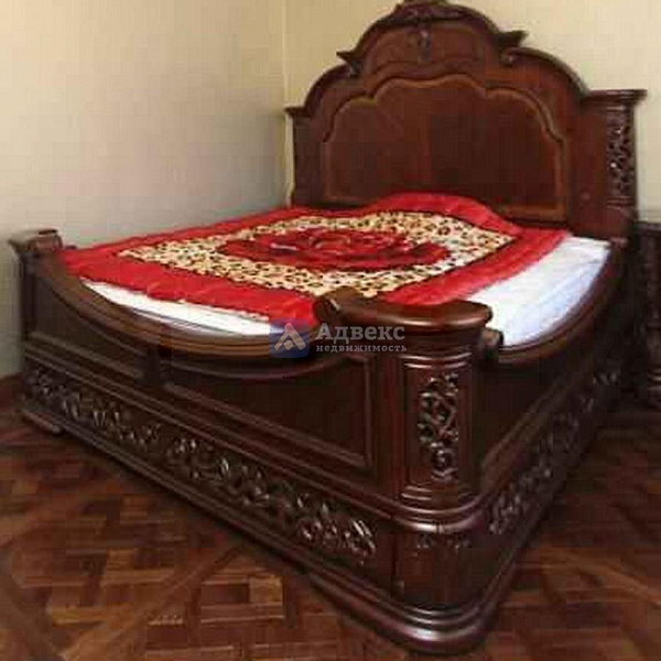 Коттедж 260 м²