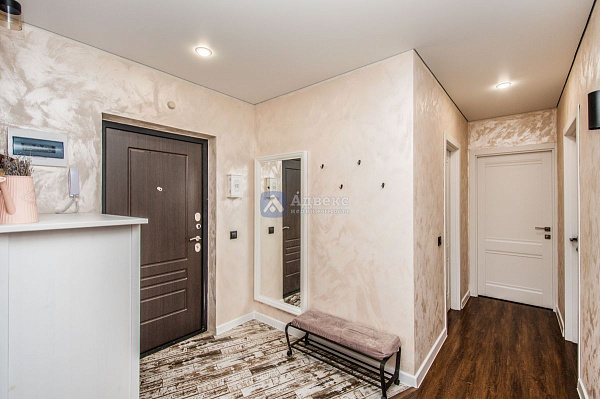 Квартира 3-комн., 80 м² Квартира 3-комн., 80 м²