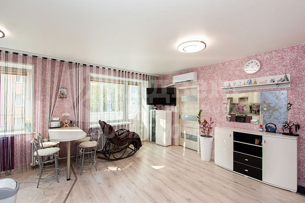 Квартира 3-комн., 54.9 м²