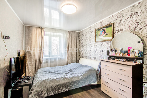 Квартира 3-комн., 64.1 м²