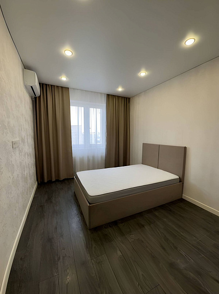 Квартира 3-комн., 56 м²