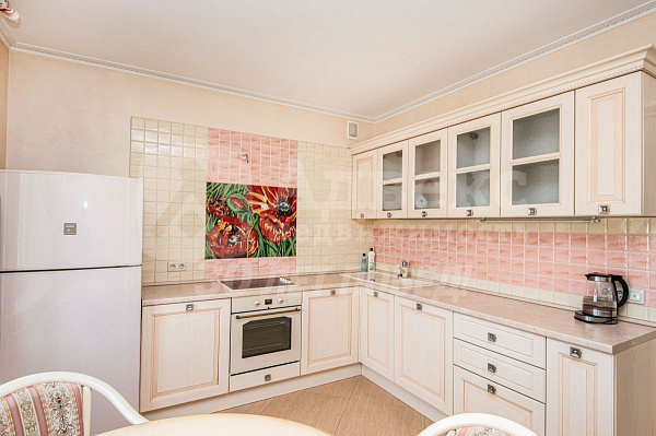 Квартира 2-комн., 80 м²