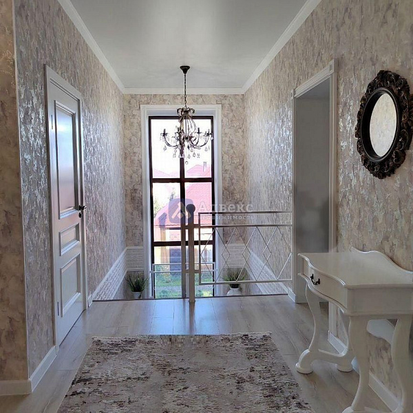 Коттедж 301.2 м²