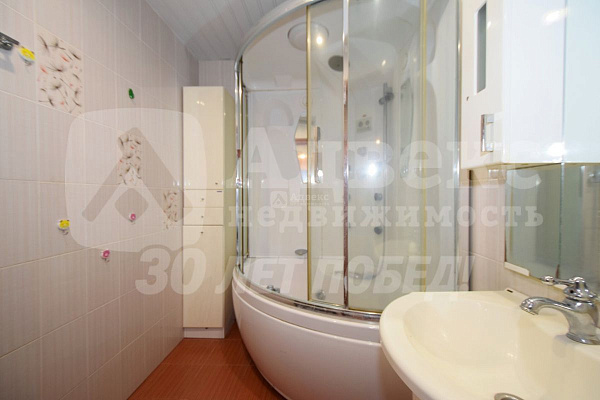 Квартира 3-комн., 91 м²