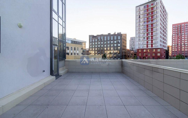 Квартира 3-комн., 108.2 м²