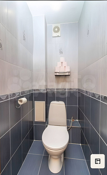 Квартира 3-комн., 725 м²