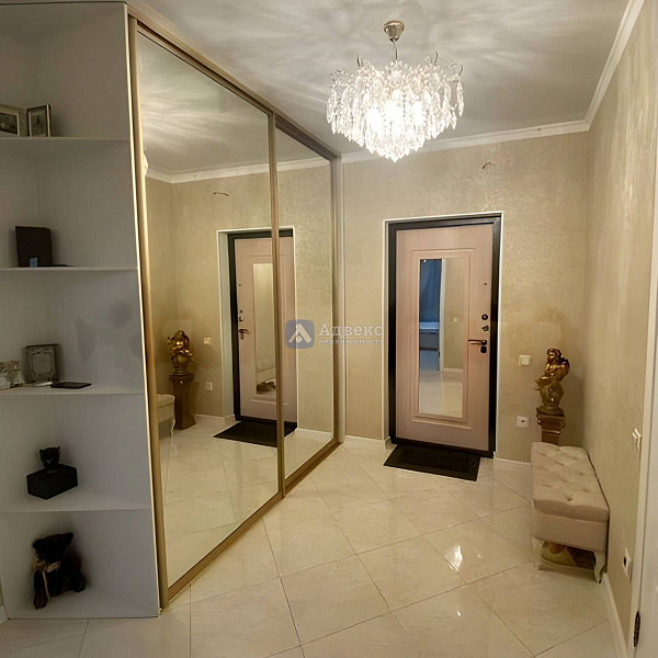 Квартира 1-комн., 42 м²