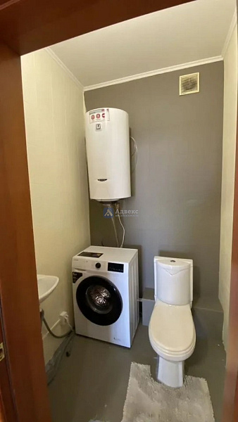 Квартира 3-комн., 104 м²