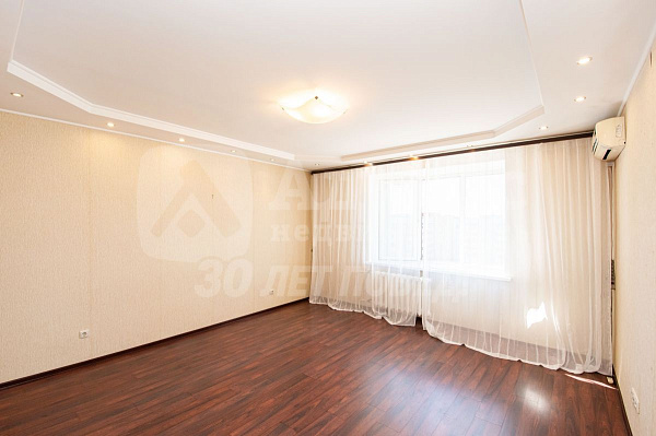 Квартира студия, 67.6 м²