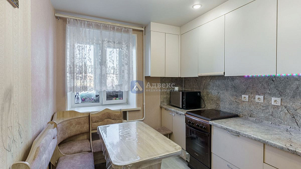 Квартира 2-комн., 49.3 м² Квартира 2-комн., 49.3 м²
